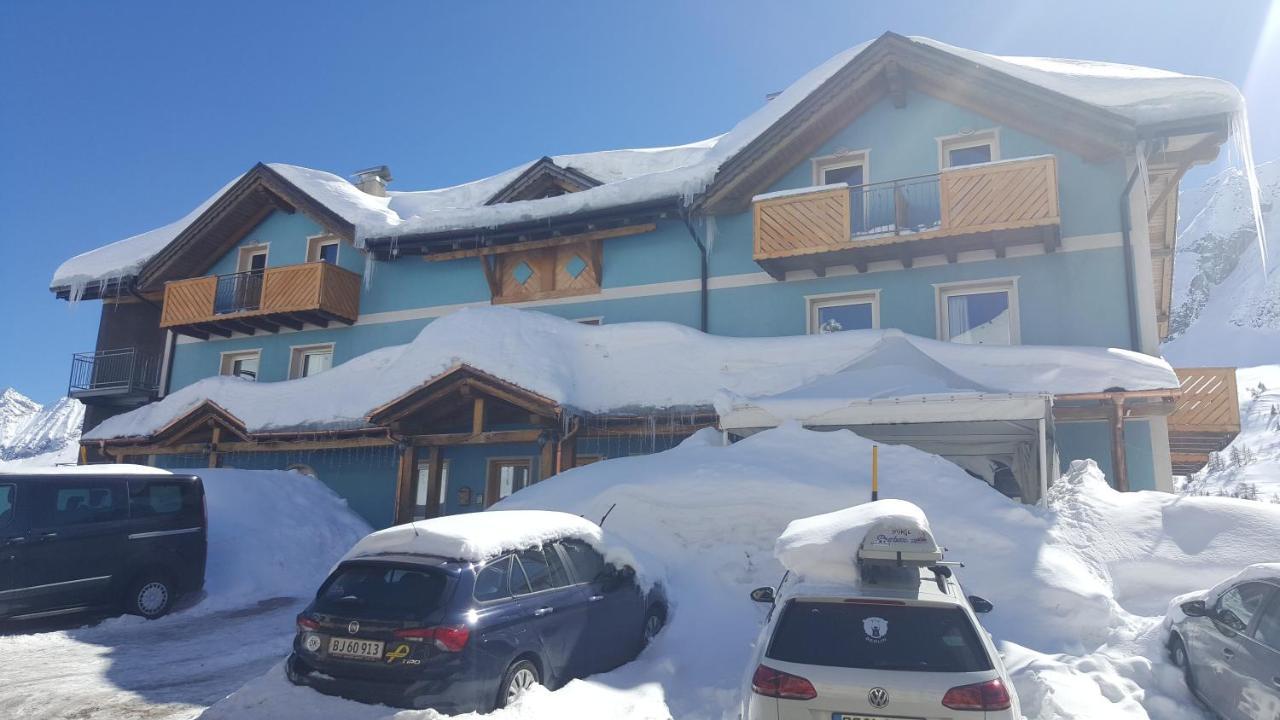 Hotel Cielo Blu Passo del Tonale Eksteriør billede