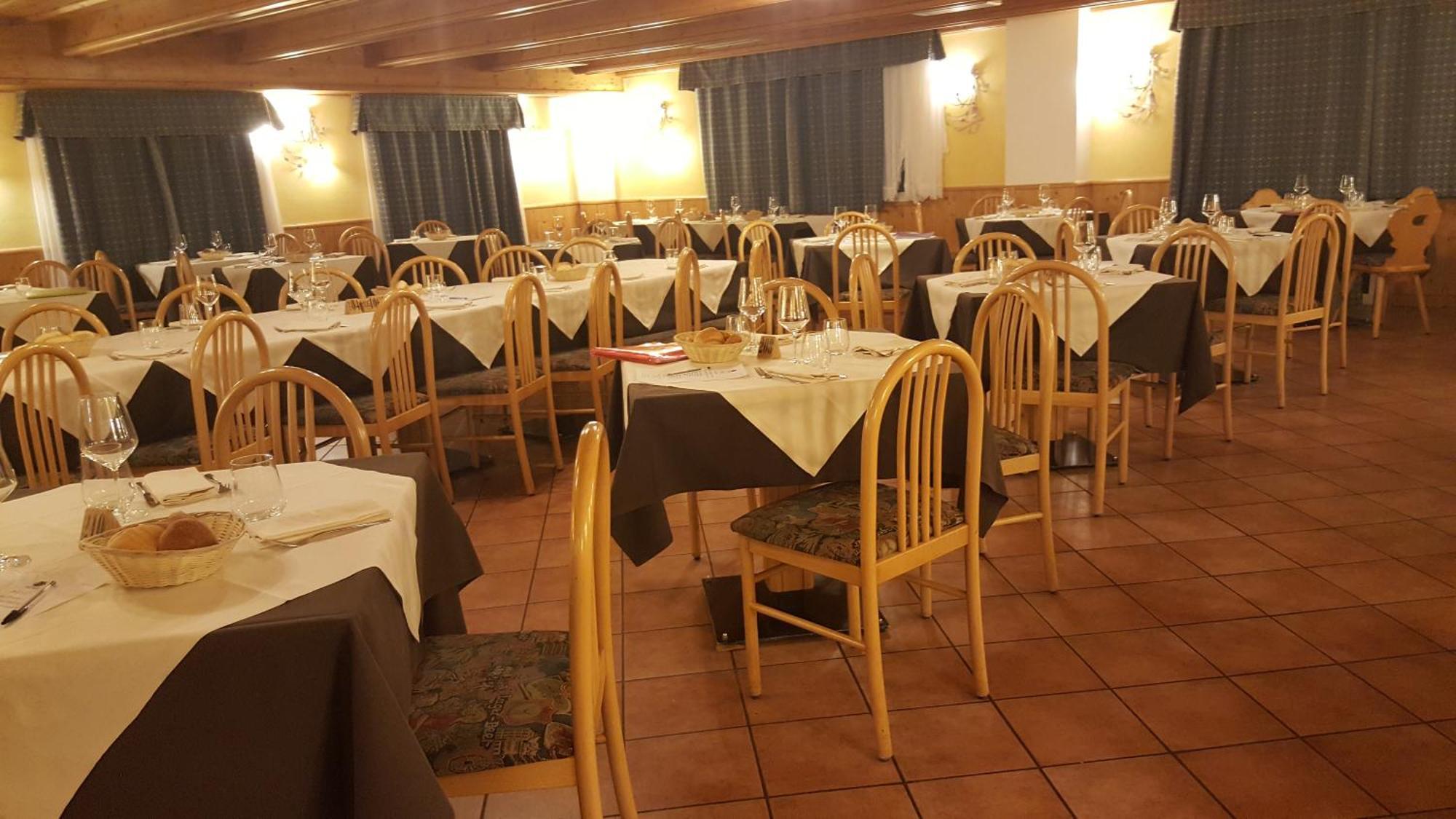 Hotel Cielo Blu Passo del Tonale Eksteriør billede