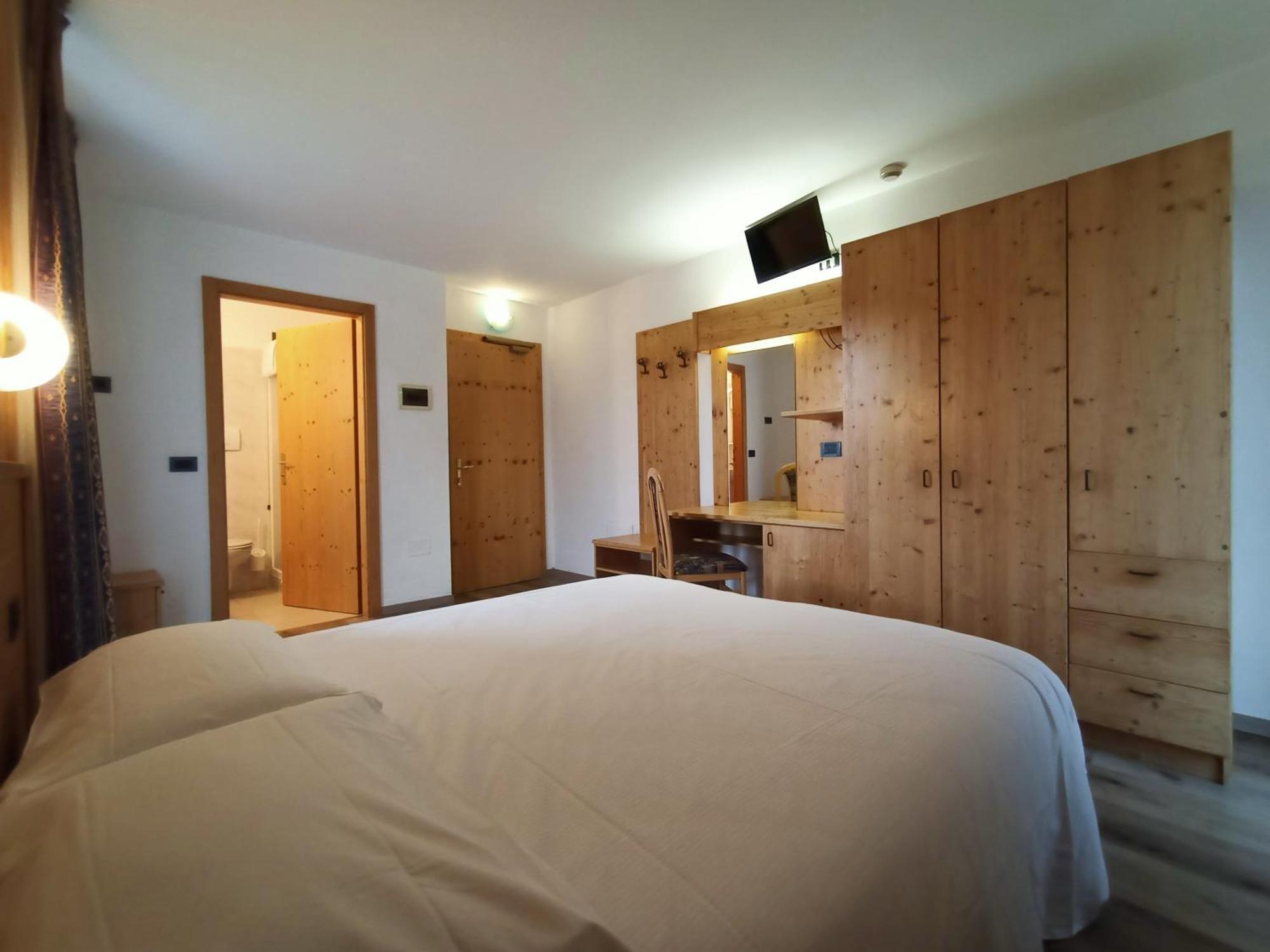 Hotel Cielo Blu Passo del Tonale Eksteriør billede