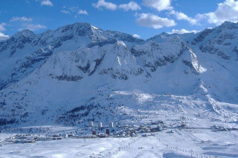 Hotel Cielo Blu Passo del Tonale Eksteriør billede